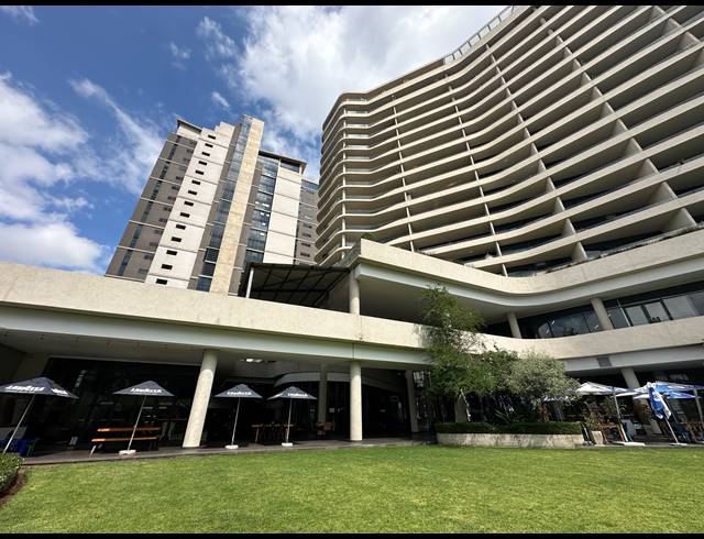 51M² OFFICE TO LET IN SANDTON CENTRAL